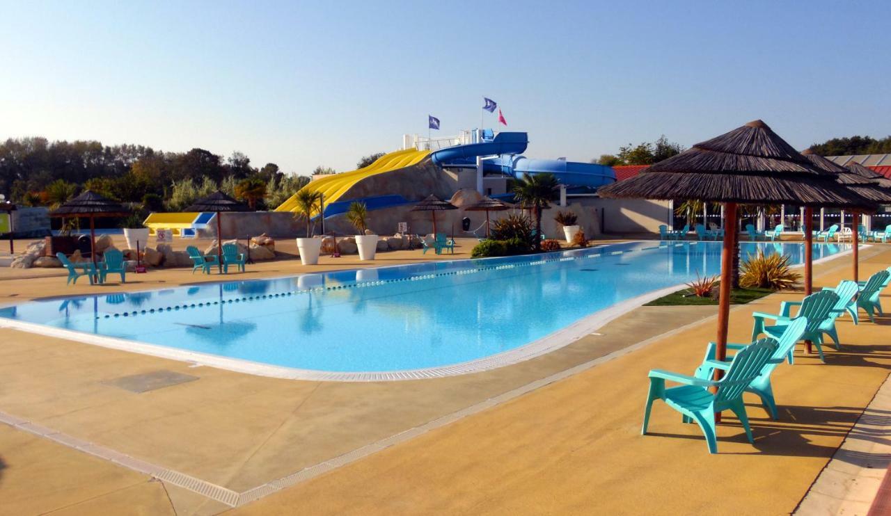 Camping Les Charmettes- Les Mathes Bagian luar foto