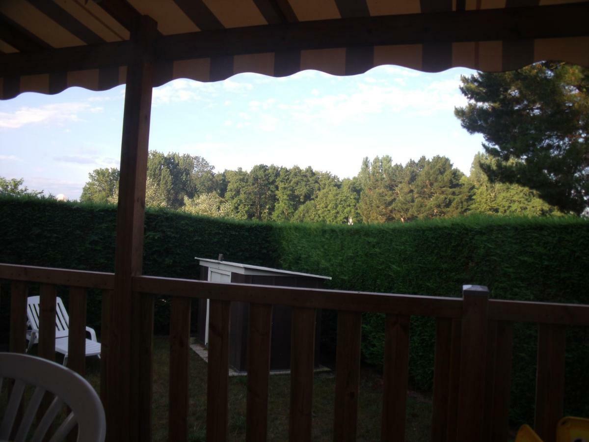Camping Les Charmettes- Les Mathes Bagian luar foto